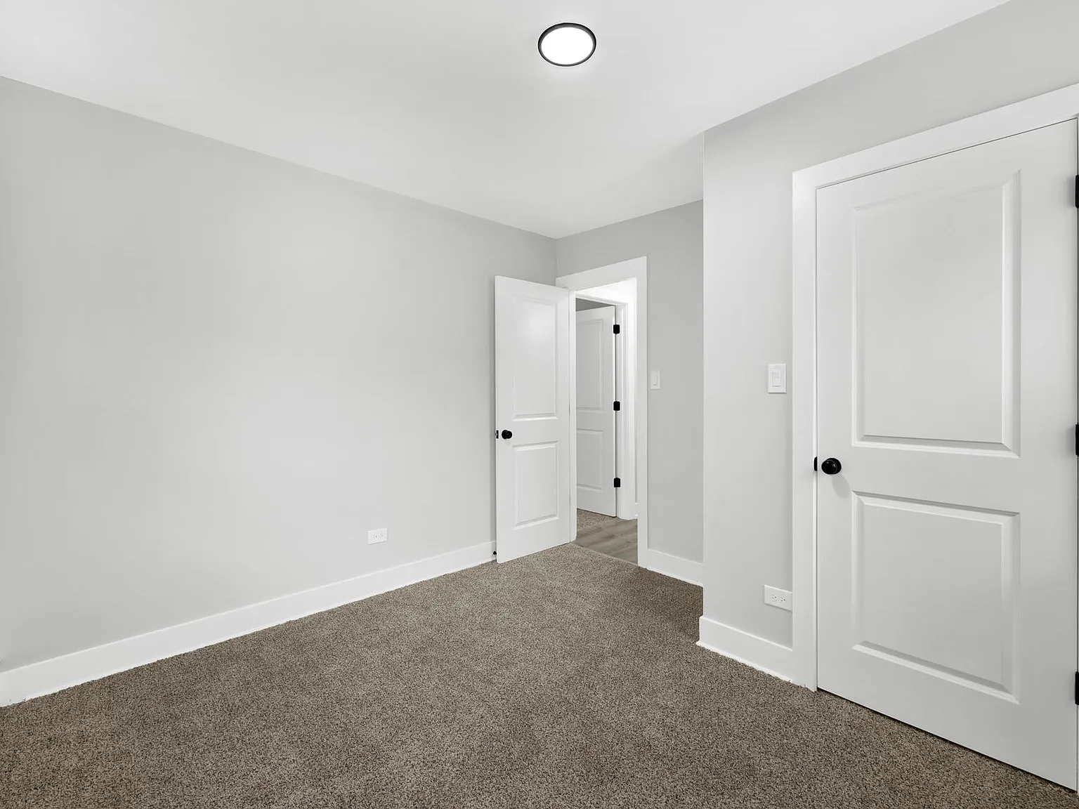 2050 E 72nd Place — Photo 2