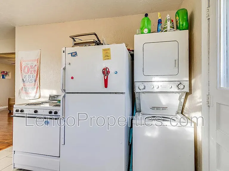 717 N Findlay Ave — Photo 10