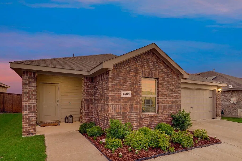 3 bed, 1532 sqft, $2,100 — Photo 2