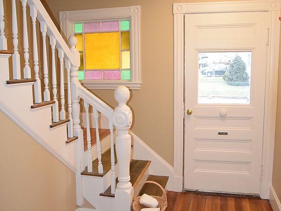 3rd image of 42 Chapel St