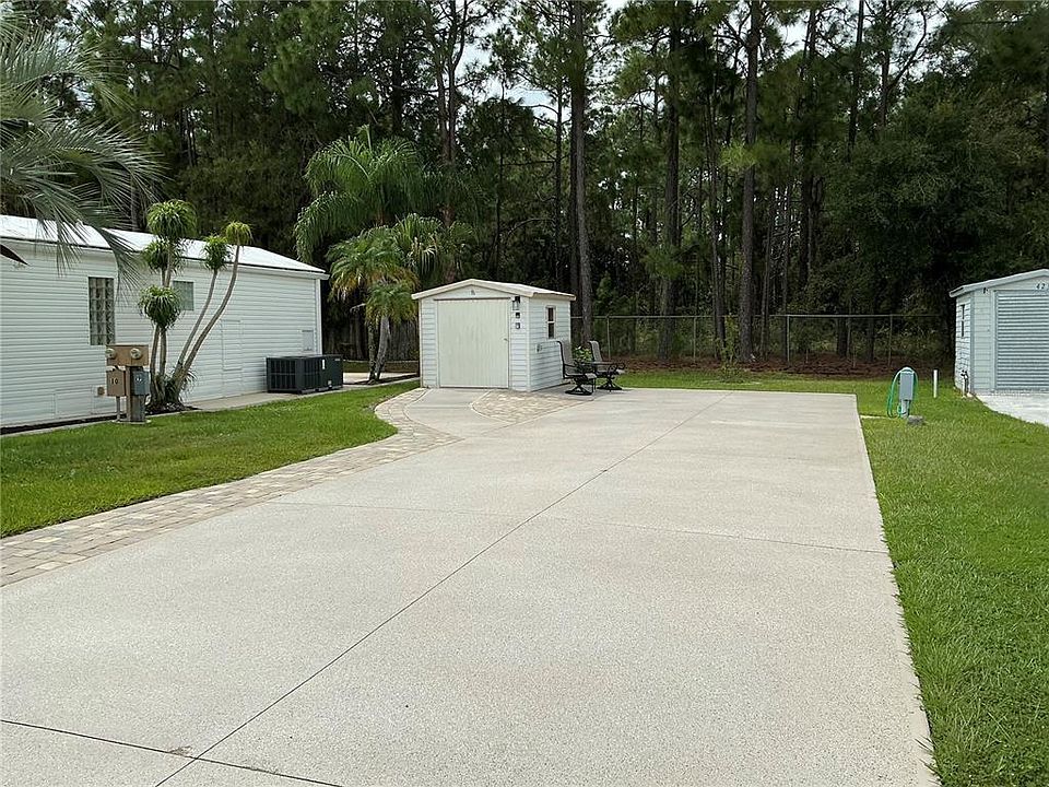2nd image of 427 PINE LOOP LOT 9