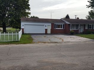 418 N 4th St, Gas City, IN 46933