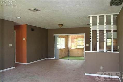 3rd image of 614 Grandview Ct