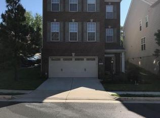 8030 Annette Dr, Lorton, VA 22079