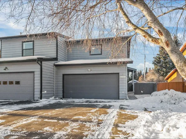3140 Bridle Ln, Anchorage, AK 99517