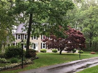 46 River Meadow Ct, West Newbury, MA 01985