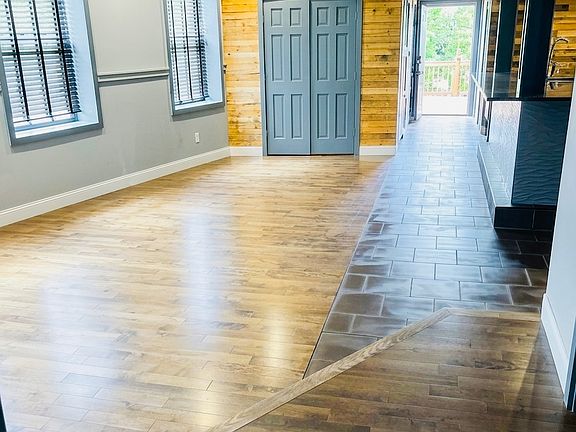 2nd image of 6025 Gravois Ave #1