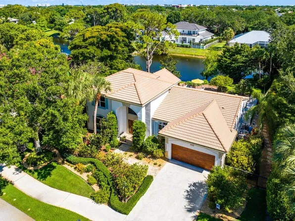 2680 Devon Court, Delray Beach, FL 33445