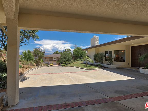 5th image of 8315 Skyline Dr