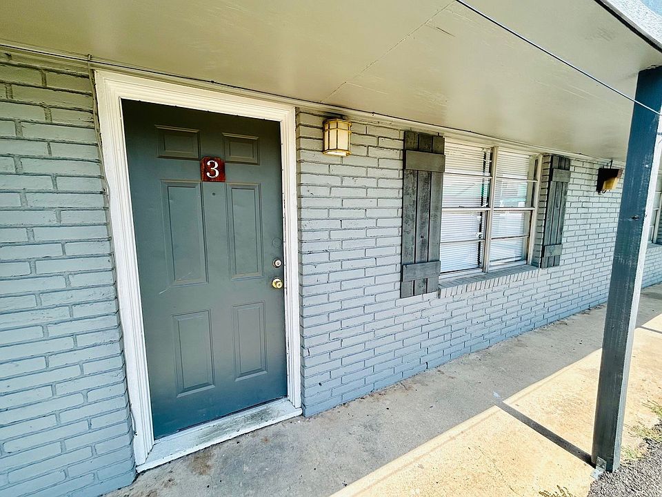 1st image of 500 E Craven Ave APT 3