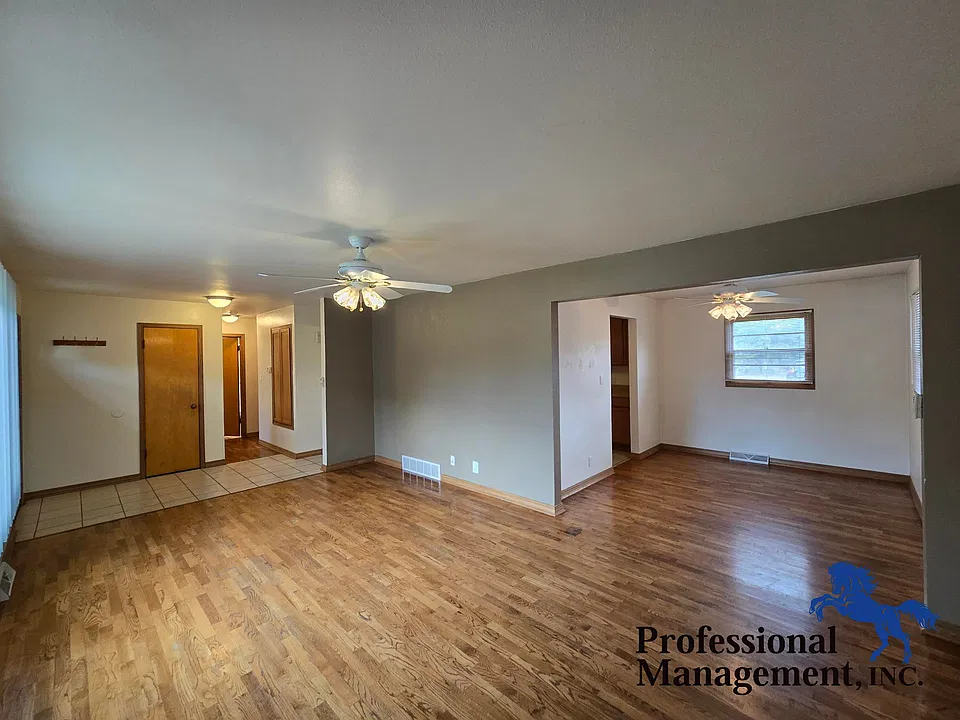 1709 Burlington Ave #1