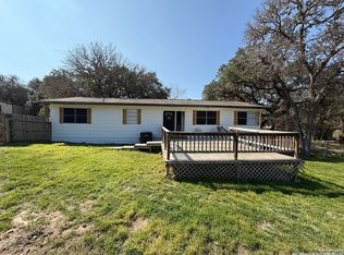 151 Turkey Dr, Pipe Creek, TX 78063