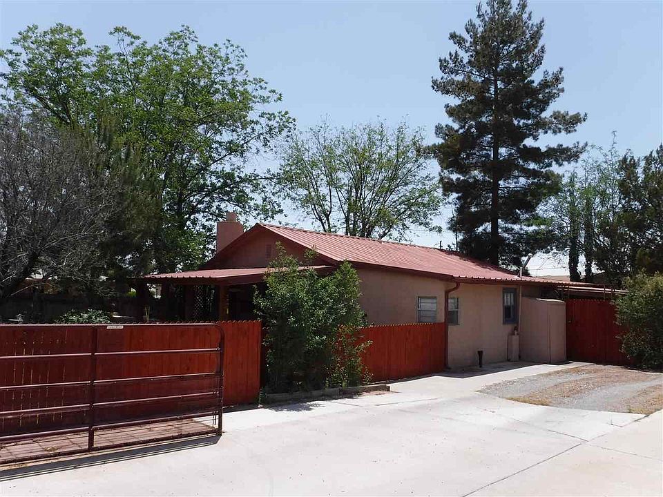 1st image of 807 Posey Ln
