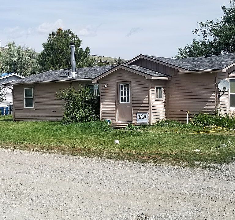 Doublewide in Emigrant