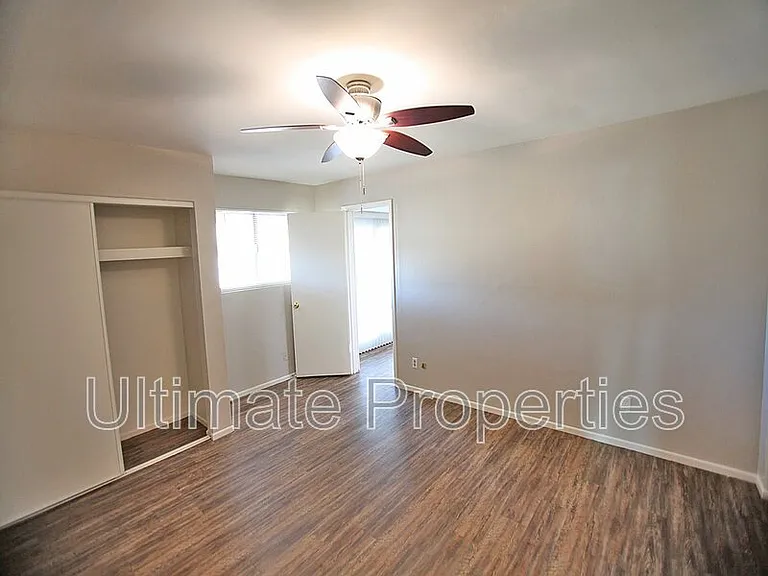 3702 E Altadena Ave — Photo 11