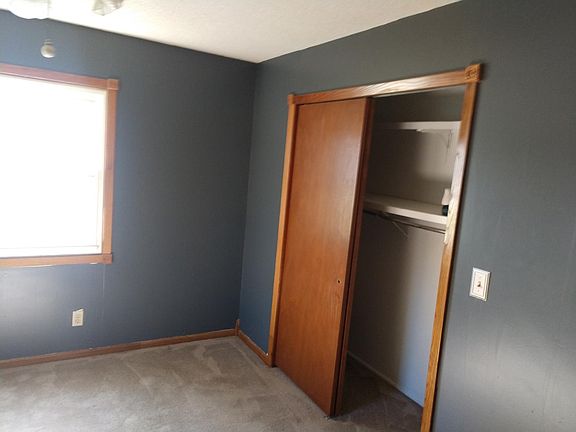 2nd image of 301 E Avenue B