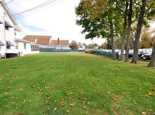 26A N Main St, Manasquan, NJ 08736