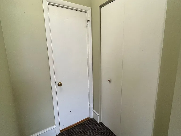 134 College Ave #R — Photo 7