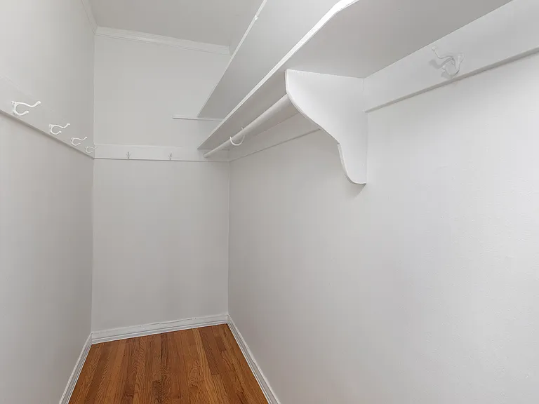 1700 Broadway Street — Photo 31