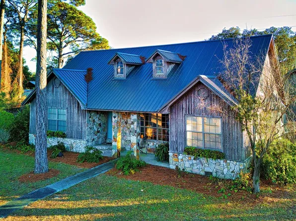 120 Old Ferry Dock Rd, Eastpoint, FL 32328