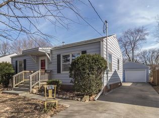 2001 62nd St, Des Moines, IA 50322