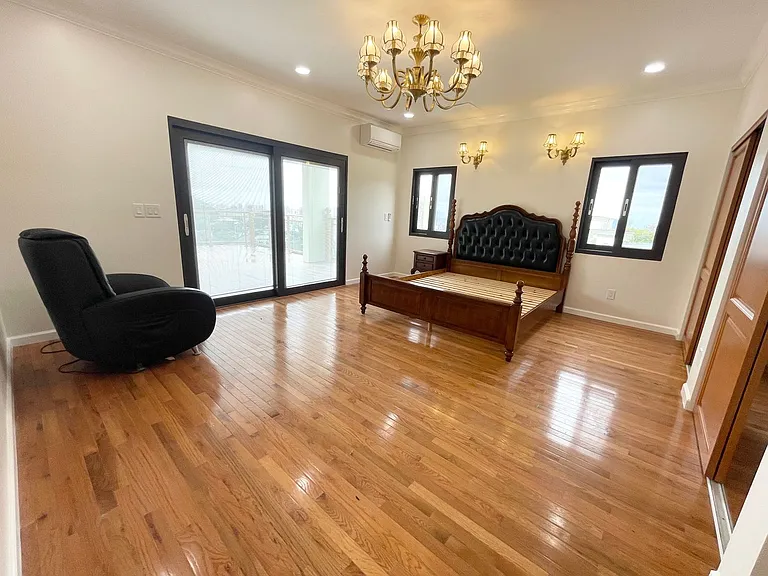 2045 Mott Smith Dr — Photo 9