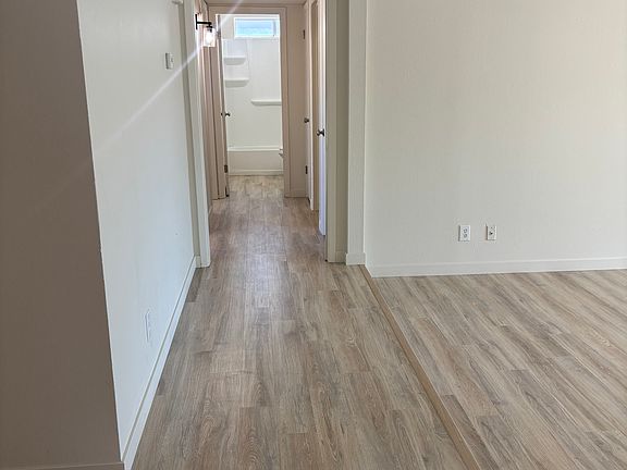 5th image of 5001 W Carol Ave