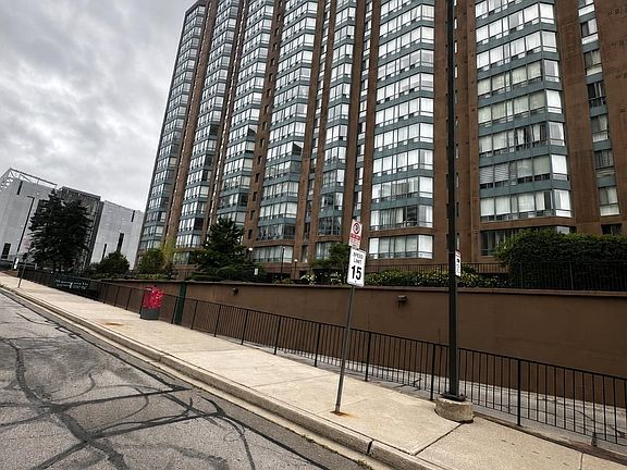 2nd image of 115 Hillcrest Ave #1912