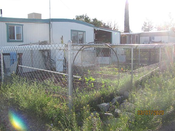 5th image of 270 W Olive Dr