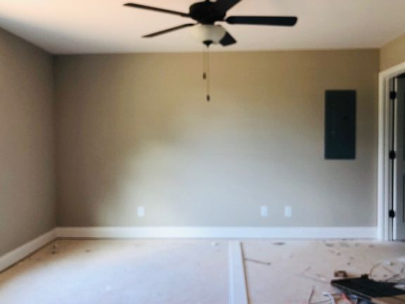 4th image of 9 Meadow Ln