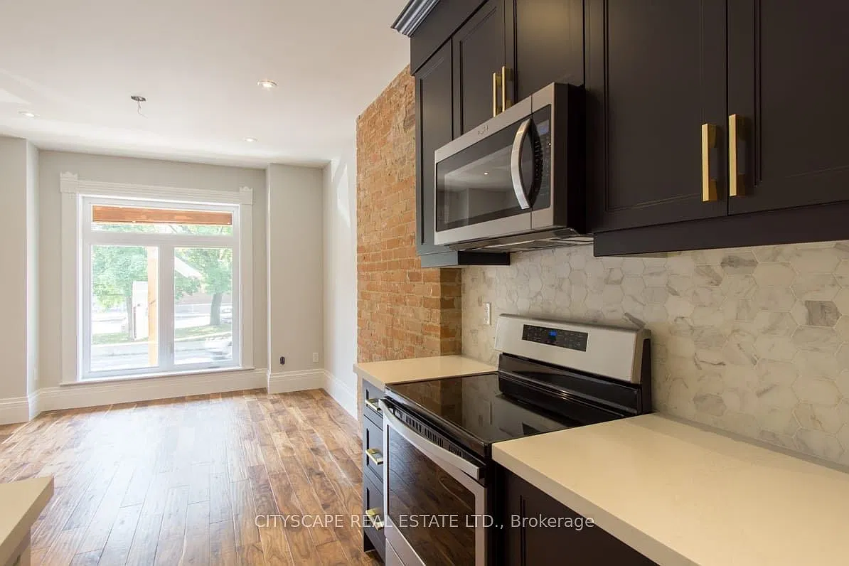 2 bed, $3,300 — Photo 2
