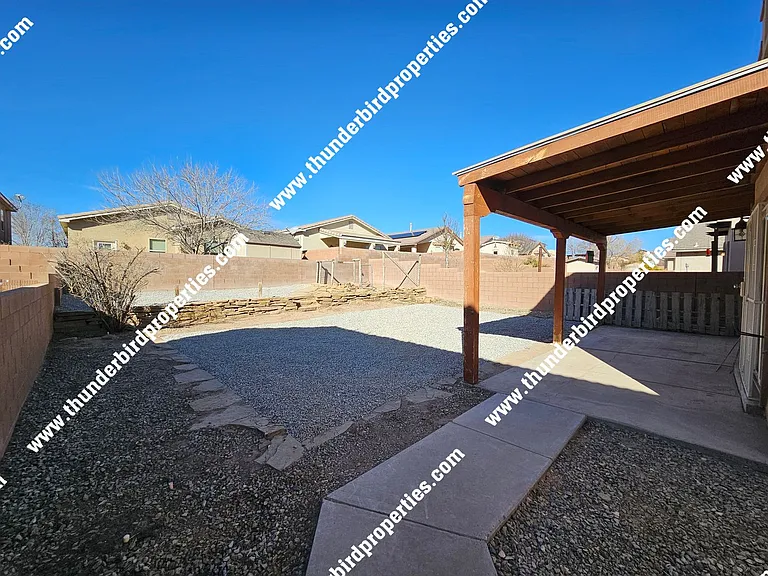 2202 Margarita Dr SE — Photo 16