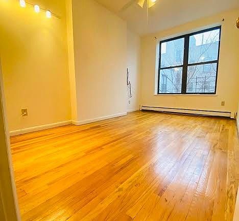 3rd image of 230 Utica Ave #3