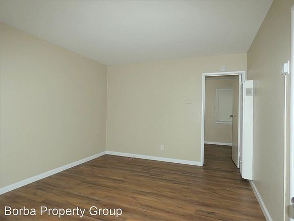 5th image of 1947 Locust Ave APT 4