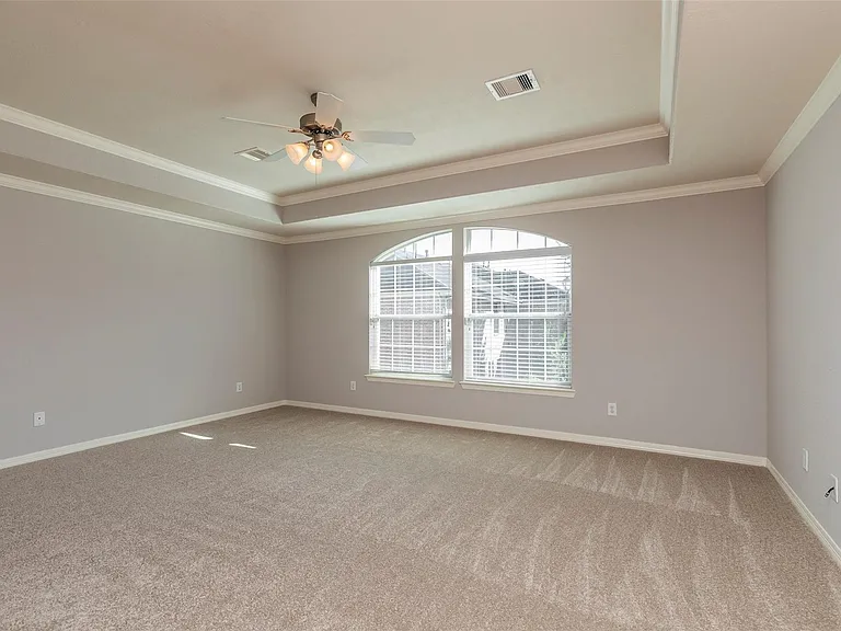 10126 Holly Chase Dr — Photo 23