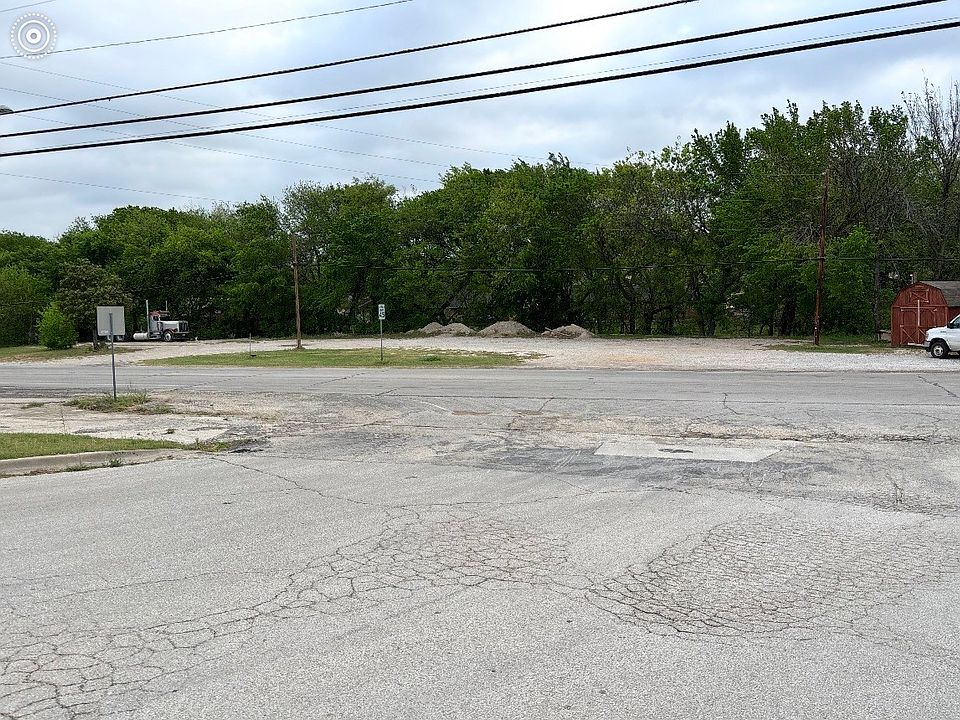 1st image of 600 N Business 287