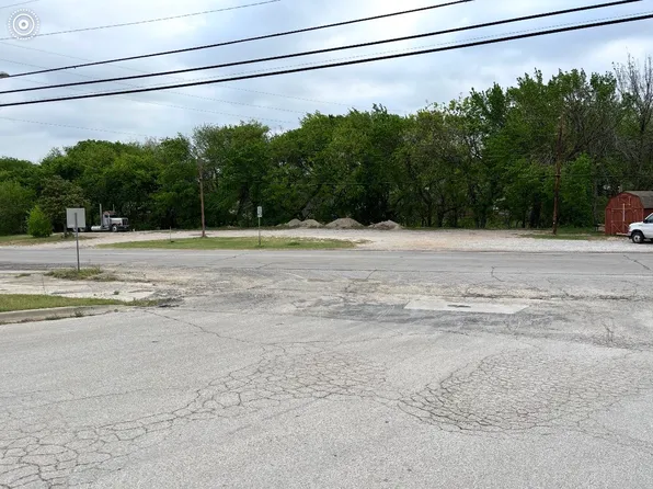 600 N Business 287, Decatur, TX 76234