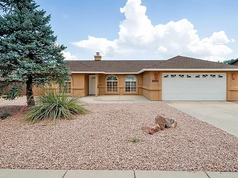 7185 N Summit View Dr — Photo 1