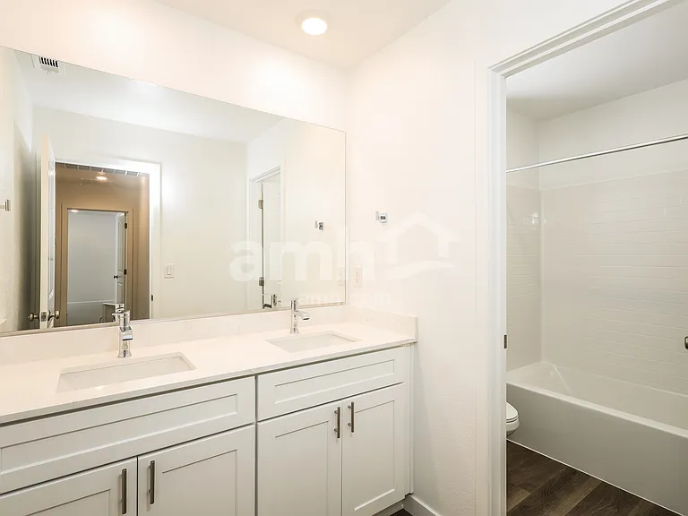 4059 Williams Road Ext — Photo 12