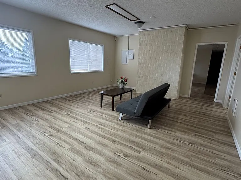 6407 Harvey Dr #B — Photo 22