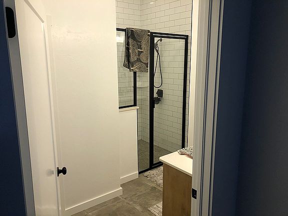 3rd image of 3113 Montane Dr