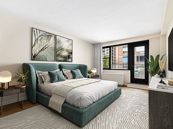 3rd image of 165 W 66th St APT 14T