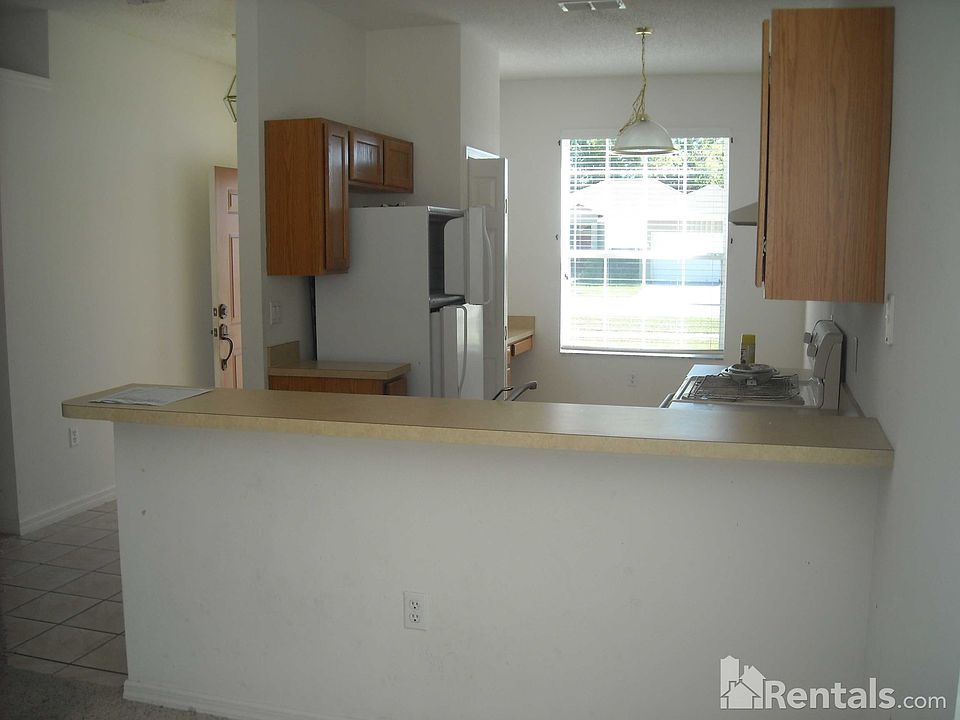 2nd image of 301 Ryans Ridge Ave