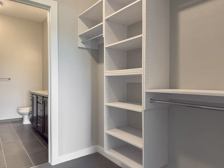 Red44 Luxury Apartments | Specials Available — Photo 107
