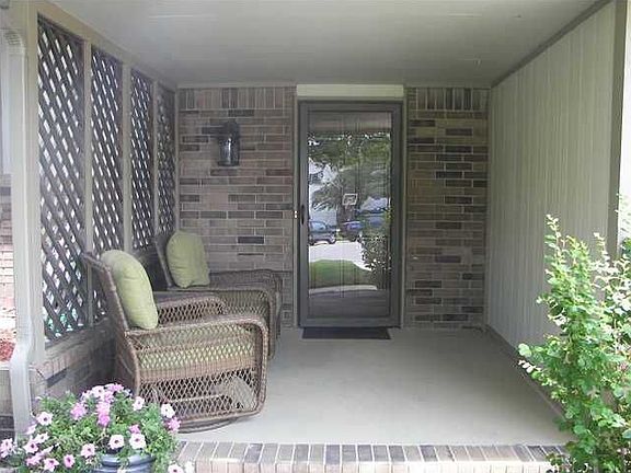2nd image of 2242 N Ironwood Ct