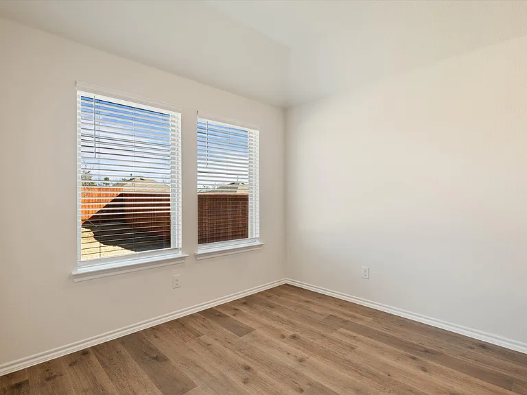 2319 Burleson Rd — Photo 18