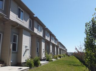 120 Sandstone Est, Stony Plain, AB T7Z 0E2