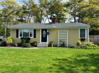 437 Carriage Shop Rd, East Falmouth, MA 02536