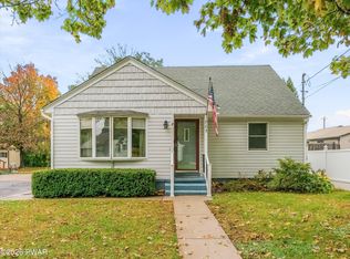 805 Avenue N, Matamoras, PA 18336