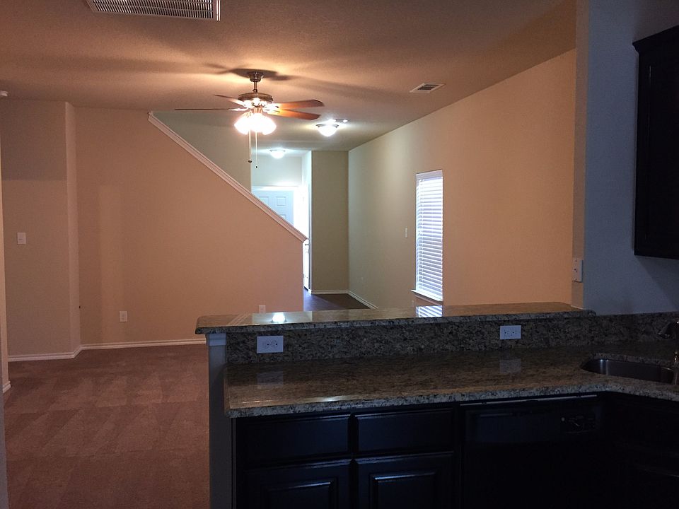 2nd image of 1804 Village Park Trl